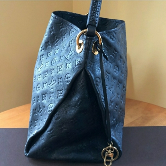 Louis Vuitton Artsy - Picture 6 of 10